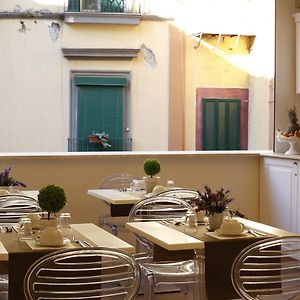 La Fontanina Suites